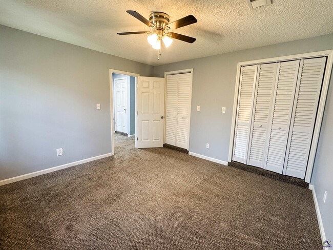 Building Photo - 2108 Marshallville Rd