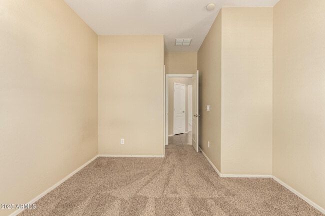 Building Photo - 2806 E Trigger Way