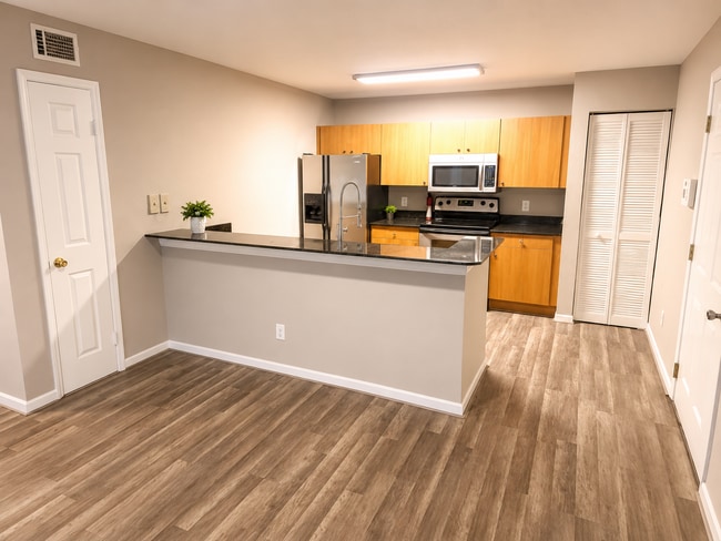 Building Photo - 1740 Palm Cove Blvd