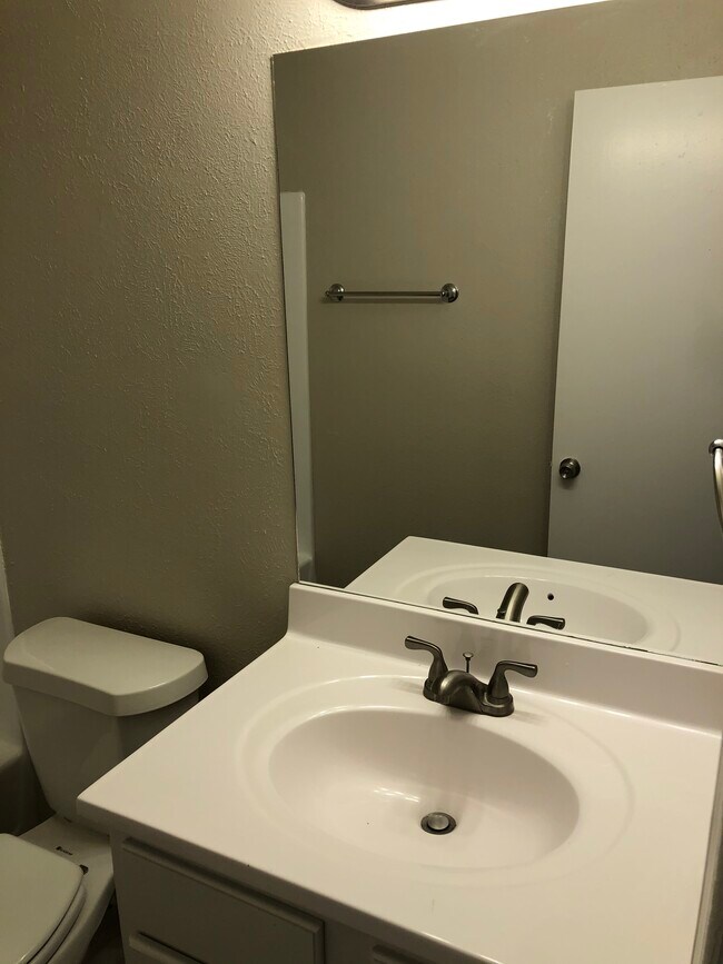 Building Photo - 13403 Rhudy Dr