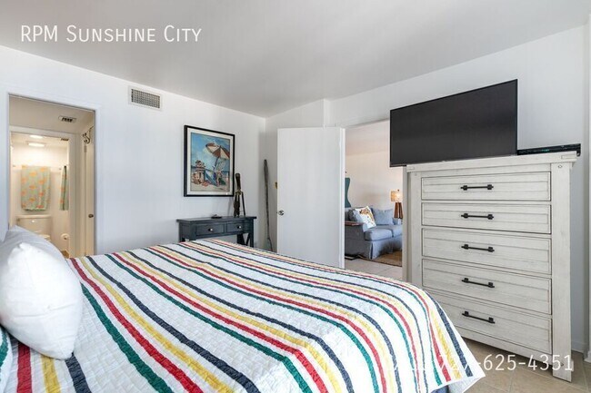 Building Photo - 403 Gulf Way