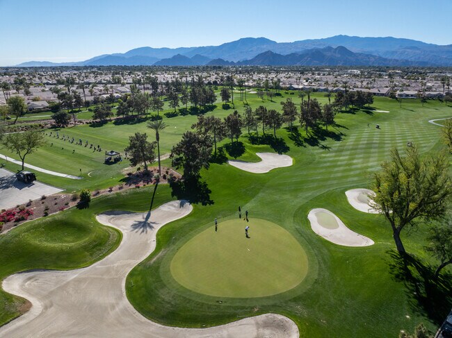 Building Photo - 78745 Platinum Dr