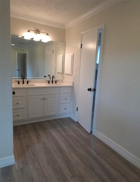 Building Photo - 7423 Weatherhill Ln