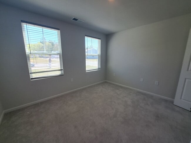 Building Photo - 2728 Chert Ln