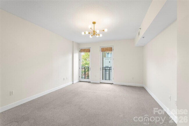 Building Photo - 1315 East Blvd