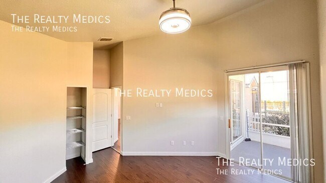 Building Photo - 3977 Journey Ct