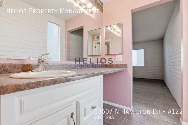 Building Photo - 13607 N Hamilton Dr