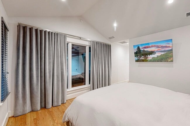 Building Photo - 4423 Springside Ln