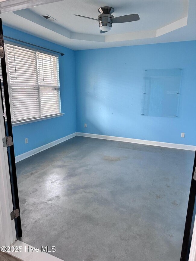 Building Photo - 109 Pennington St