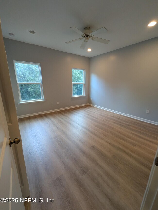 Building Photo - 58 Pindo Palm Dr