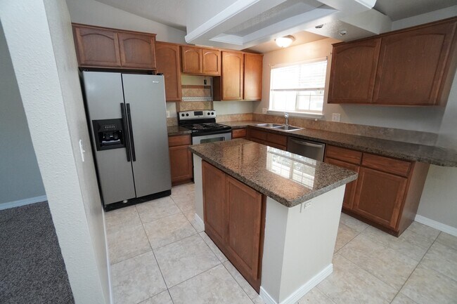 Building Photo - 698 Berwick Dr
