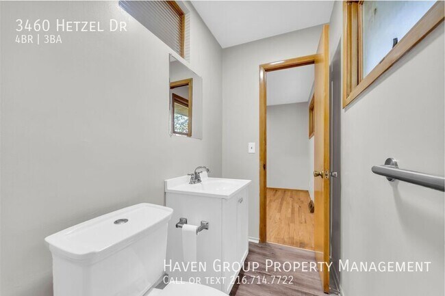 Building Photo - 3460 Hetzel Dr