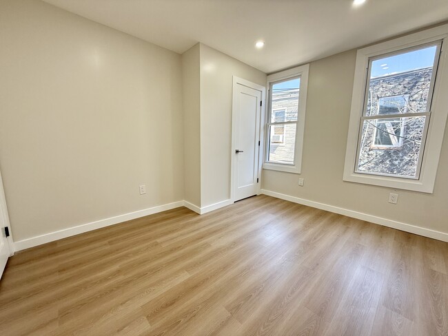 Building Photo - 1729 LeCount St