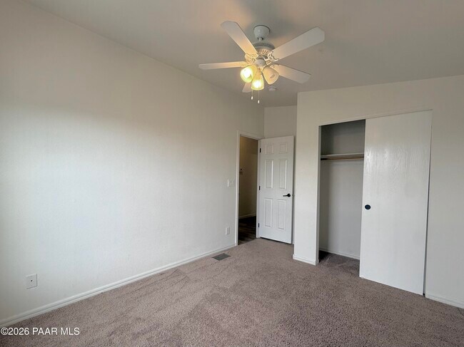 Building Photo - 2828 Jerry St