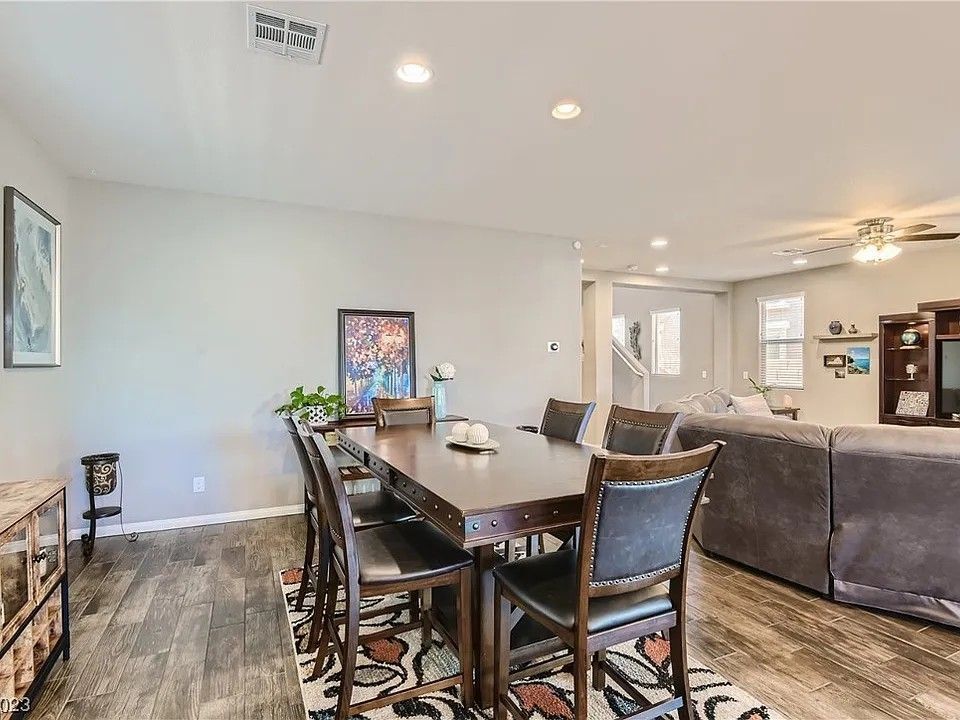 Building Photo - 8044 Bear Canyon St