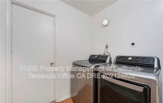 Building Photo - 41384 Collegian Way