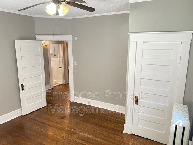 Building Photo - 276 Garland St