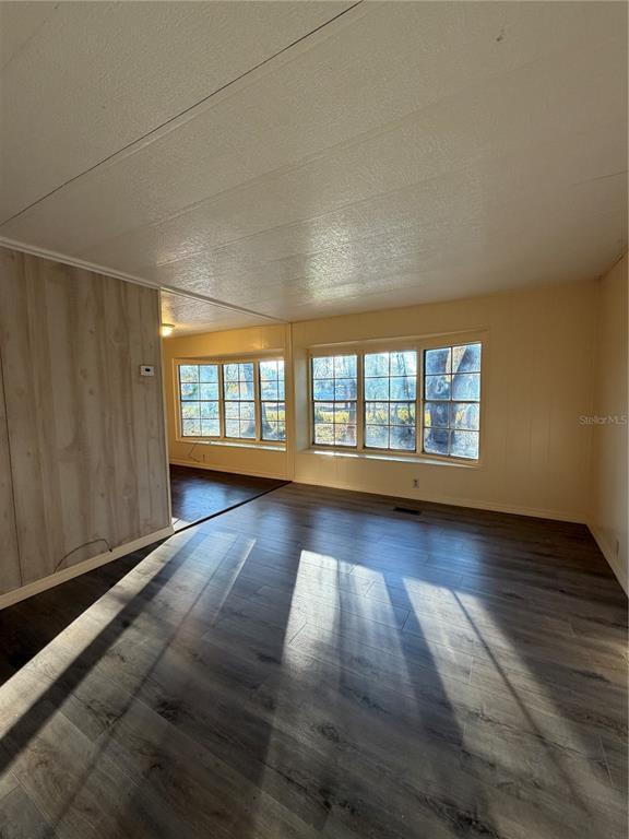 Building Photo - 26312 Chianina Dr