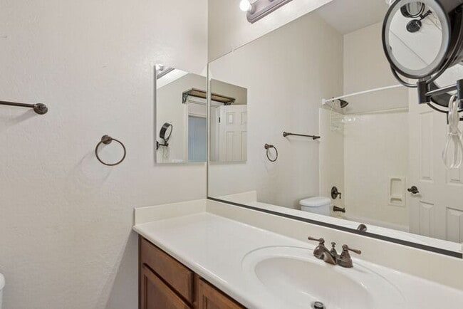 Building Photo - 2763 N Raven