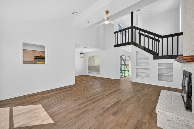 Building Photo - 1917 Trixie Ln