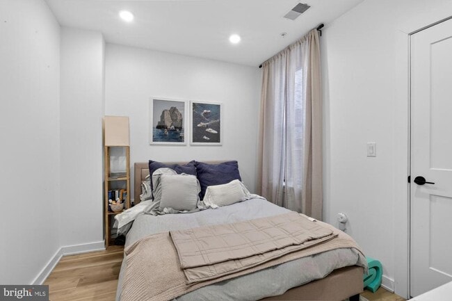 Building Photo - 1415 Locust St