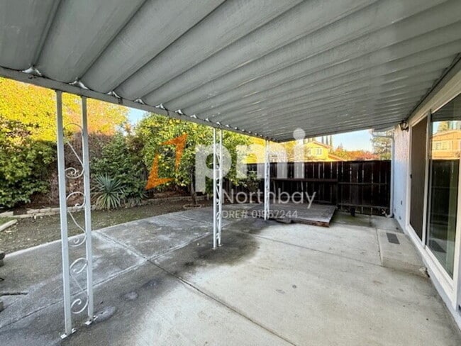 Building Photo - 3212 Niagara Way