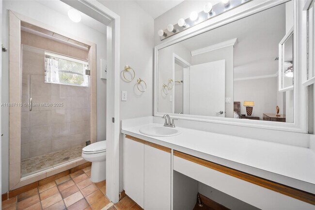 Building Photo - 9883 SW 118th Pl