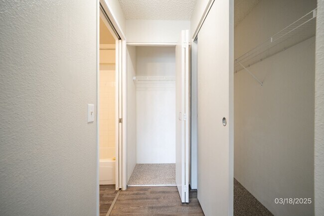 Building Photo - 94-225-225 Paioa Pl