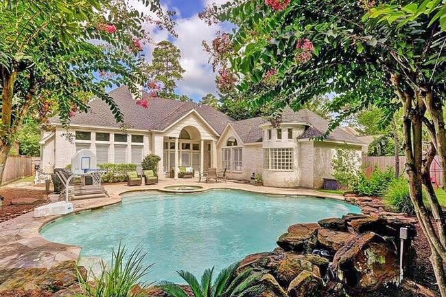 Building Photo - 6 Twilight Glen Ct