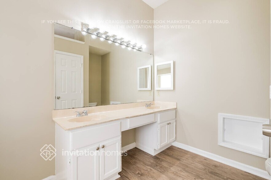 Building Photo - 40 Carrera Rd