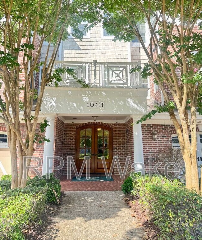 Primary Photo - 10411 Rosegate Ct