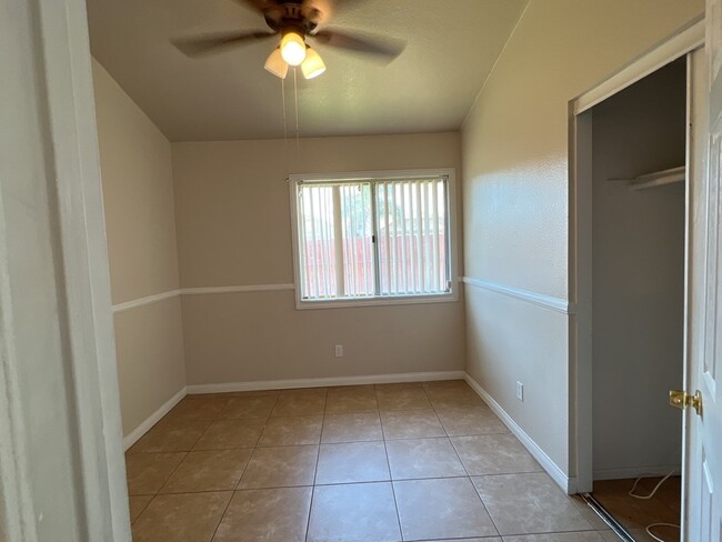 Building Photo - 3 bedroom 2 Bath Home in Perris