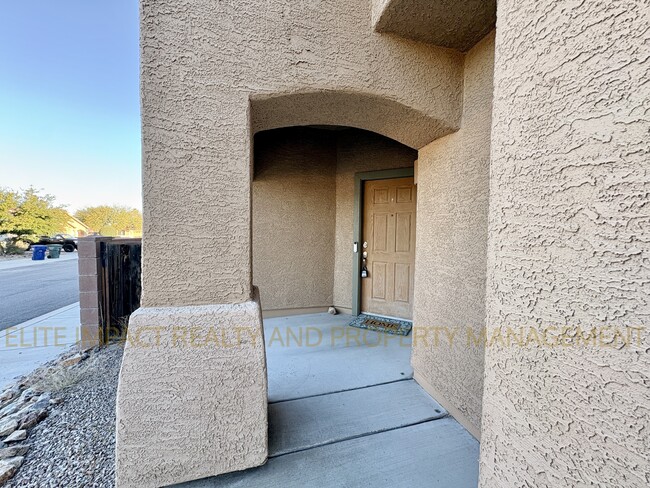 Building Photo - 7159 E Cherrywood St