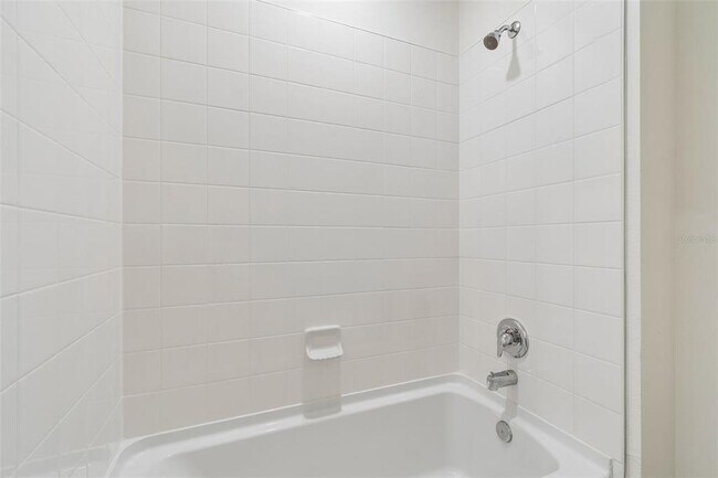 Building Photo - 8454 Ender Hls Dr