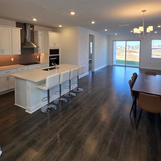 Building Photo - 2068 Asher Ave