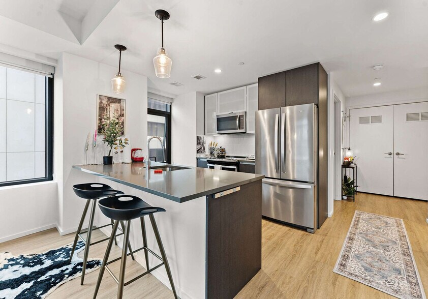 Building Photo - 300 Harrison Ave