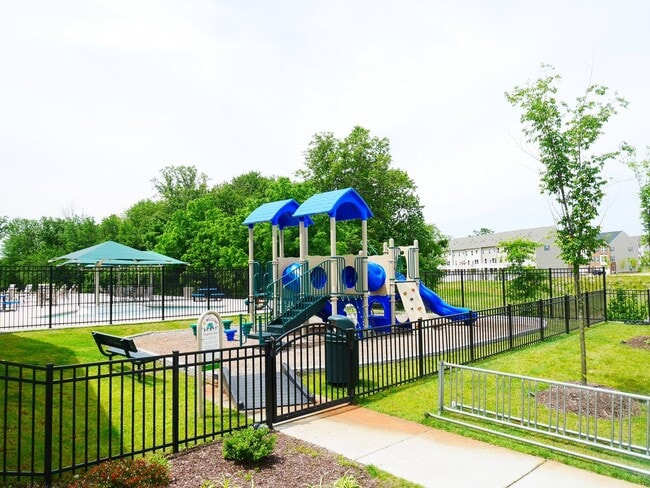 Building Photo - End Unit 3 Bedroom Townhome- Owings Mills, MD