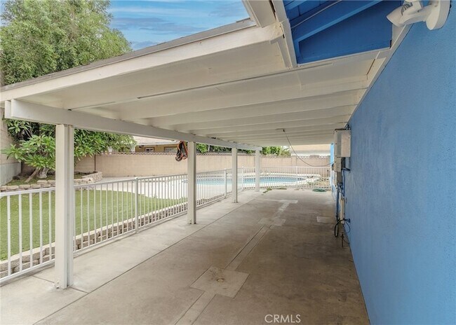 Building Photo - 1208 N Earl Cir