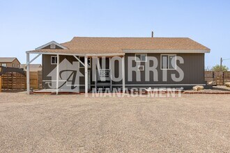 Building Photo - Great Home in Casa Grande with a Country Feel