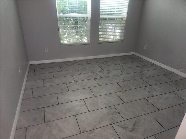 Building Photo - 2556 Tanner Terrace