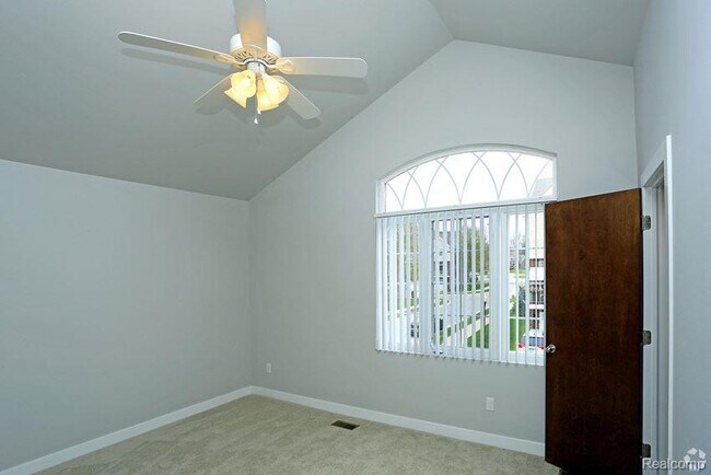 Building Photo - 6145 WINDEMERE LN