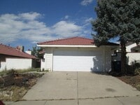 Building Photo - Patio Home At Spain & Morris NE