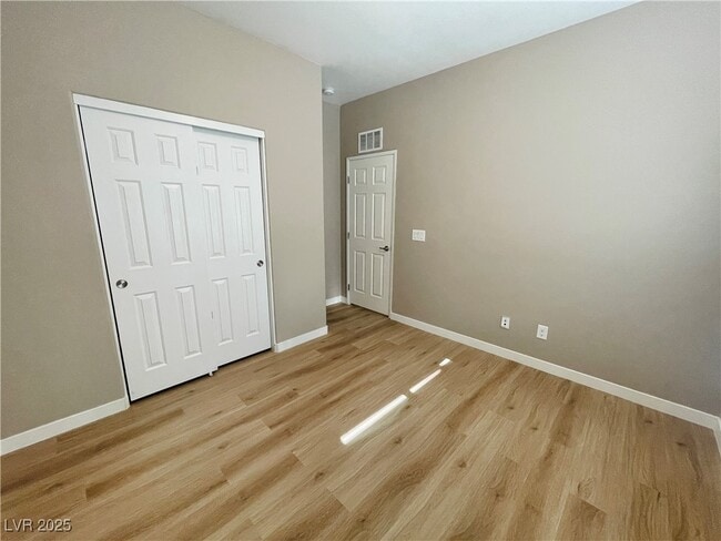 Building Photo - 5358 Panaca Spring St