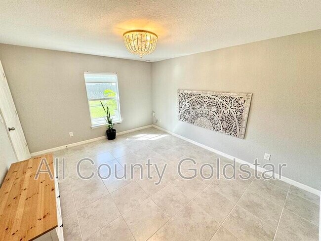 Building Photo - 11373 Visby Ave