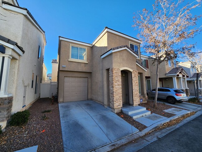 Building Photo - Nice 3 bedroom 2.5 bath home in a gated co...