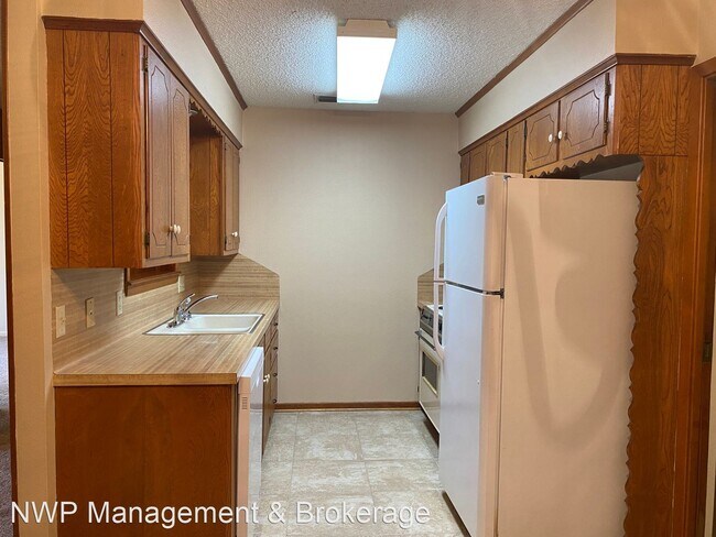 Building Photo - 2 br, 1 bath House - 1618 Susan Dr.