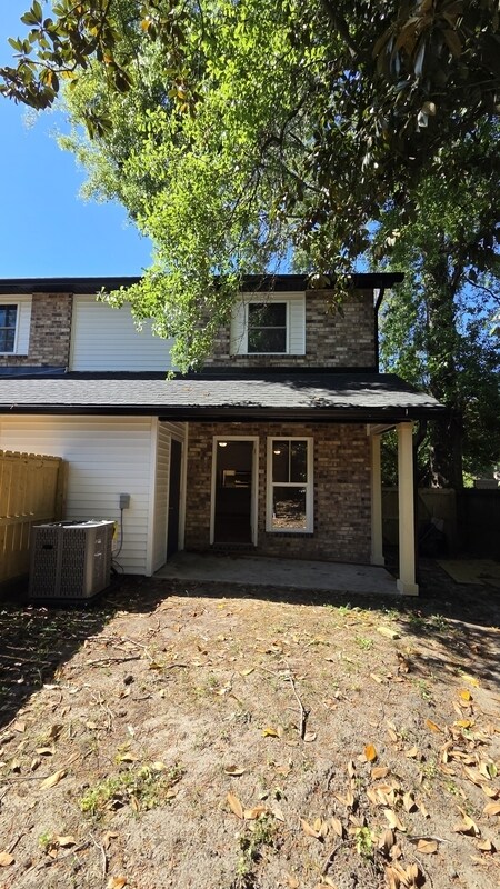 Building Photo - 96C Ashley Hall Plantation Road