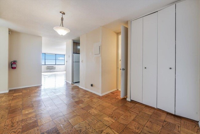 Building Photo - 7000 JFK Blvd E