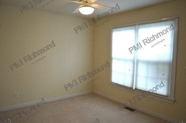 Building Photo - 12060 Hunters Hawk Ct