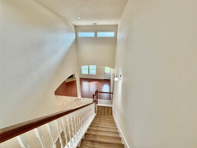 Building Photo - 25111 Hazel Ranch Dr